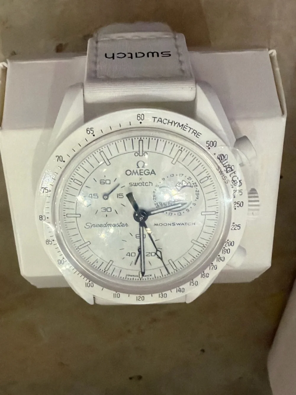 Omega x Swatch key features